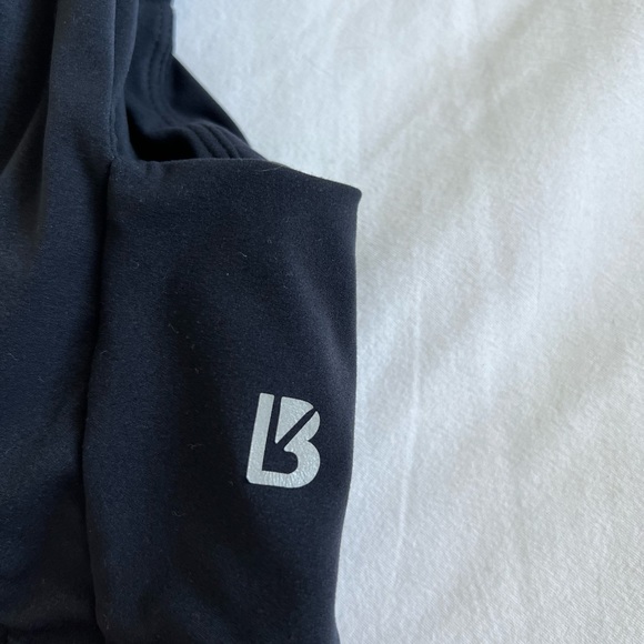 Buffbunny off the shoulder sports bra - Picture 3 of 3